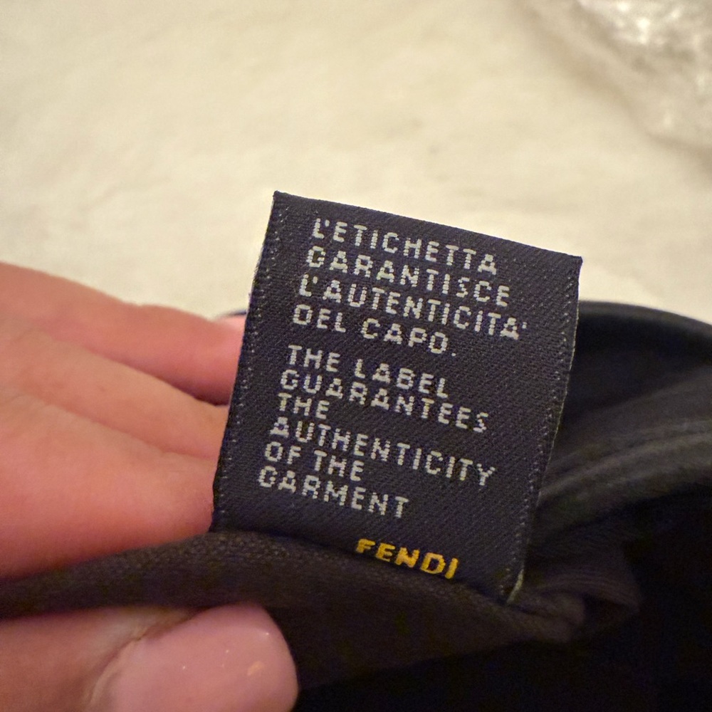 Fendi Black cross body Bag - Picture 14 of 15